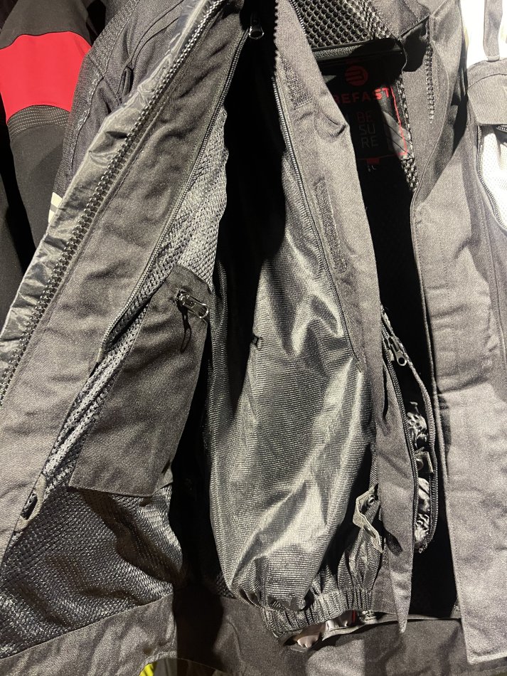 Xhup motorri 4stine 2shtresa waterproof oferte