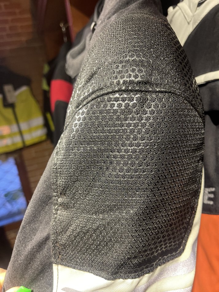 Xhup motorri 4stine 2shtresa waterproof oferte