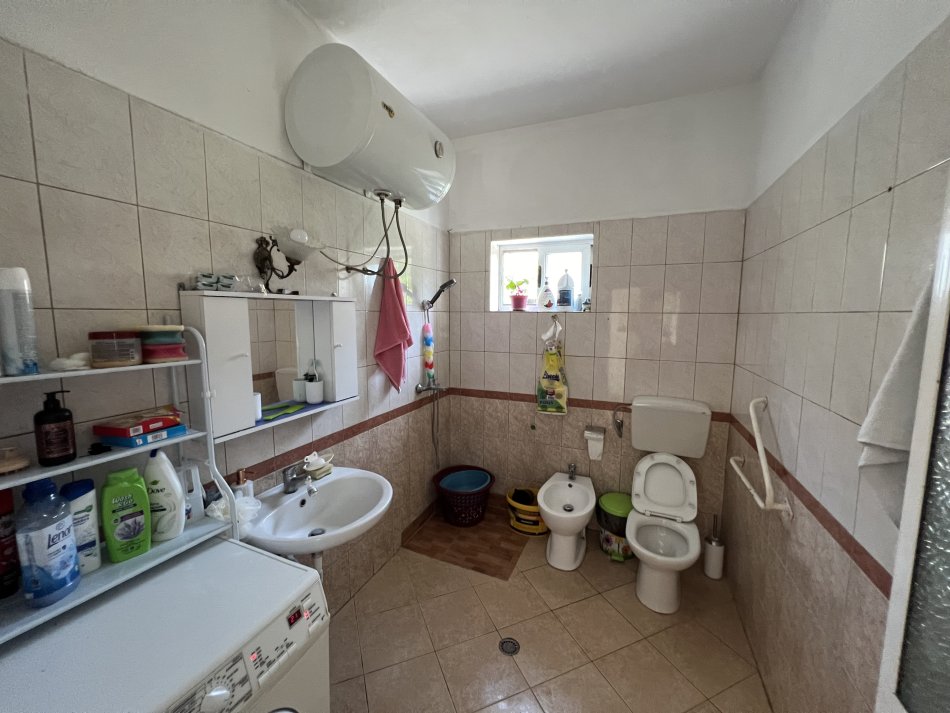 Tirane, shitet shtepi 1 Katshe Kati 1, 90 m² 115.000 € (Rruga Migjeni)