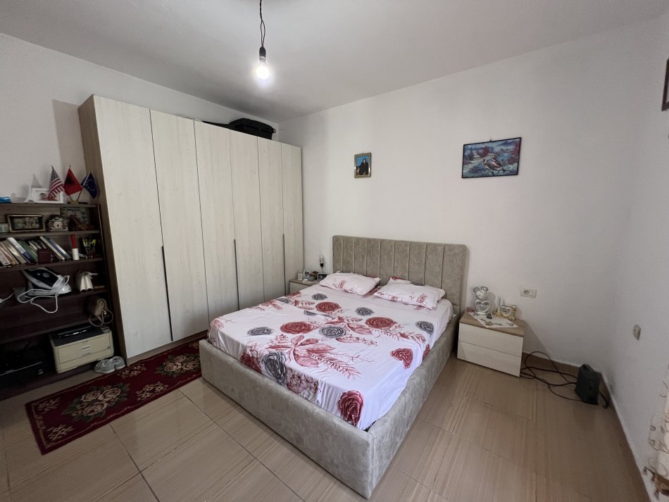Tirane, shitet shtepi 1 Katshe Kati 1, 90 m² 115.000 € (Rruga Migjeni)