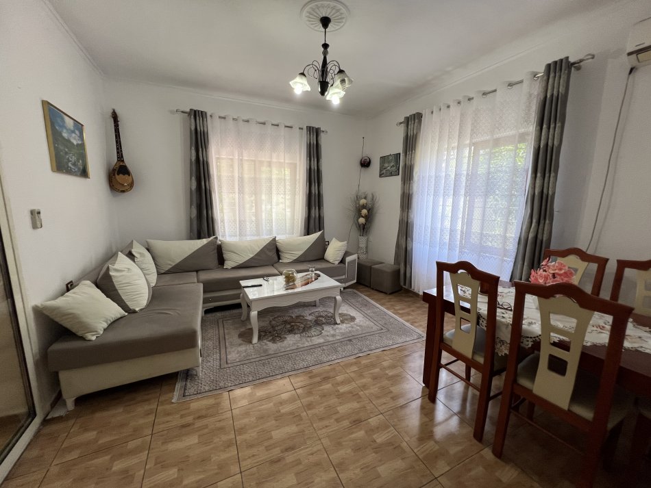 Tirane, shitet shtepi 1 Katshe Kati 1, 90 m² 115.000 € (Rruga Migjeni)