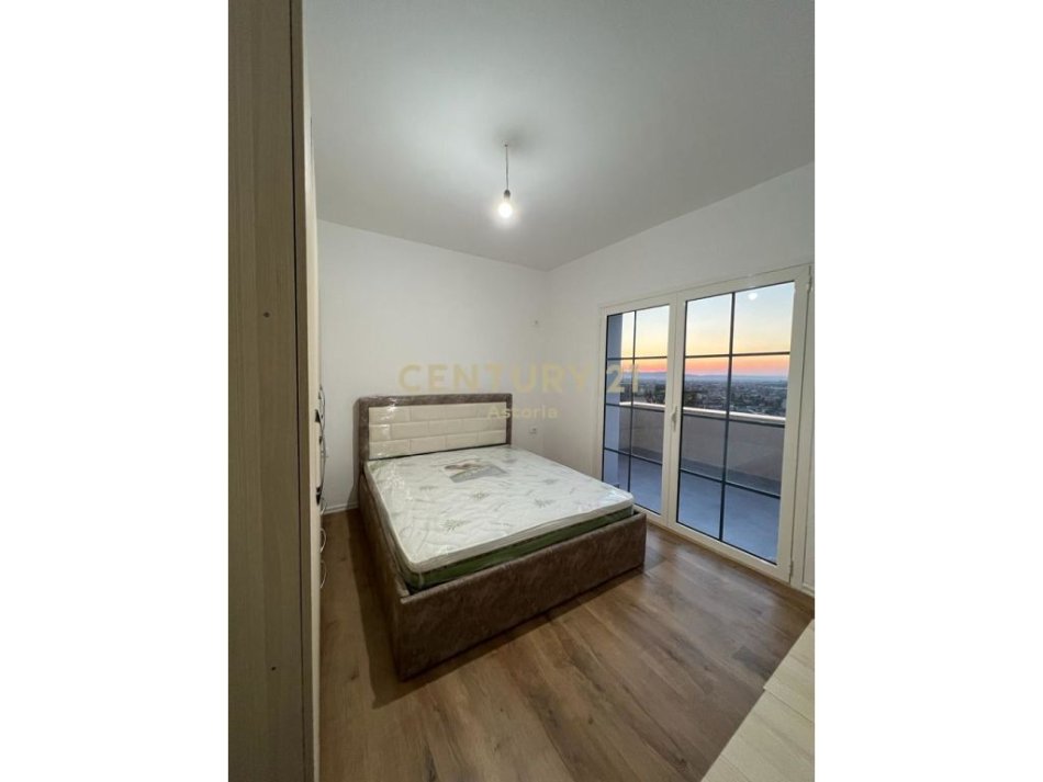 Tirane, shitet Vile 2 Katshe Kati 2, 140 m² 220.000 € (Paskuqan)