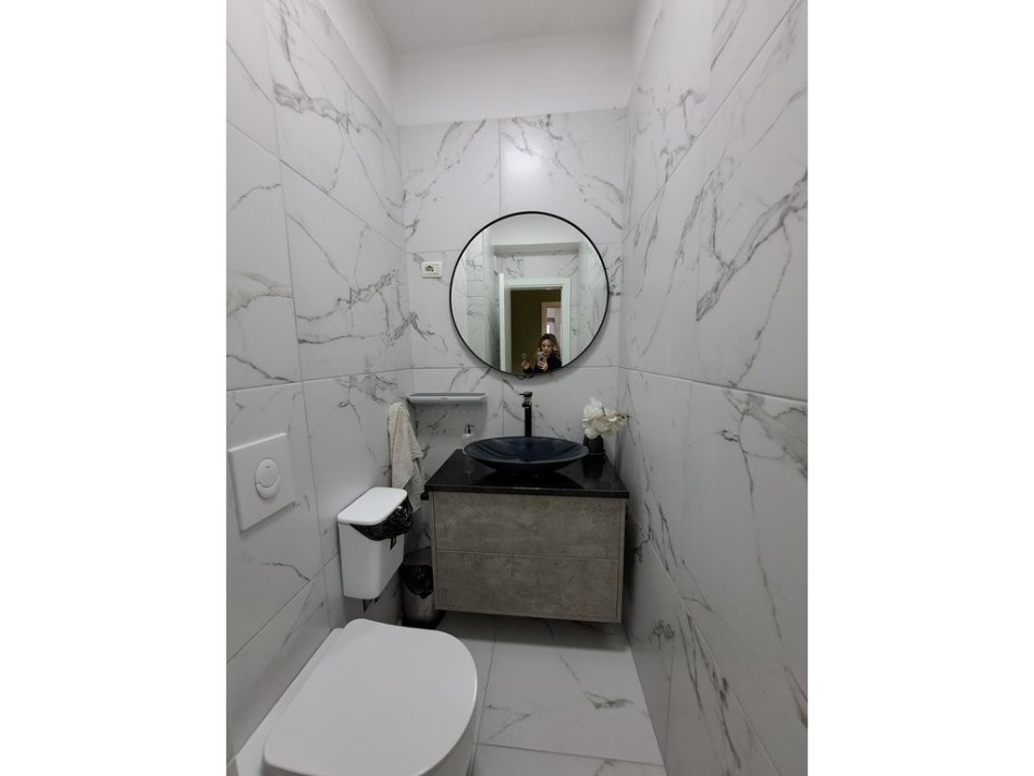 Tirane, jepet me qera apartament 3+1+Ballkon Kati 1, 125 m² (Selvia)