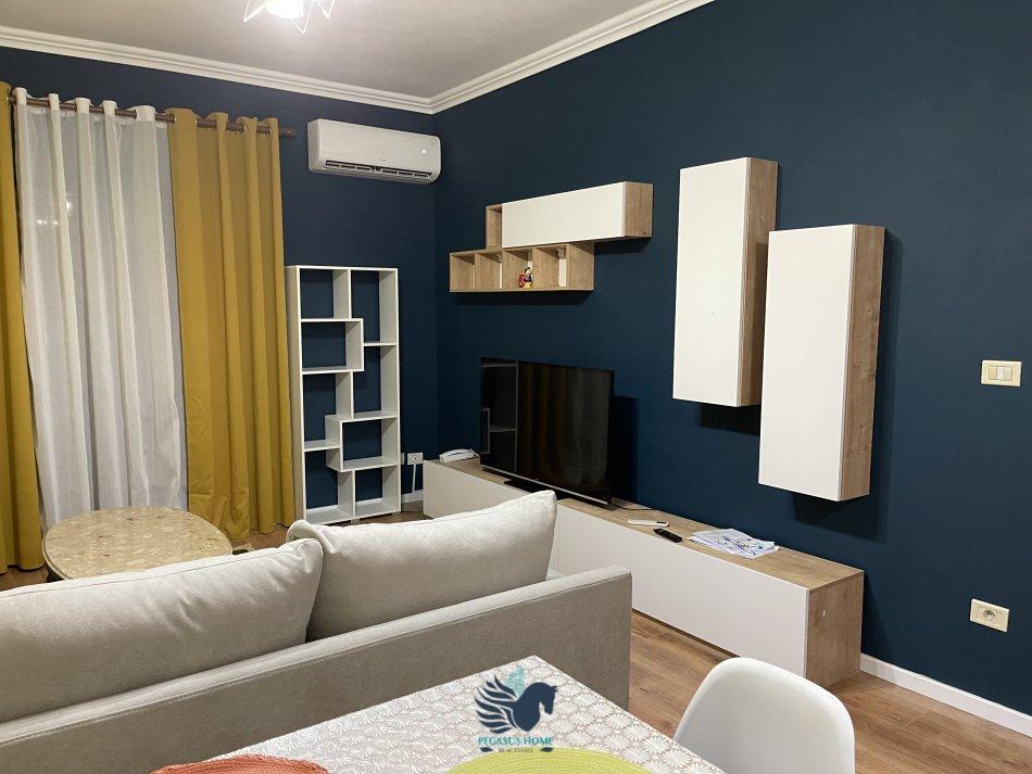 Jepet Me Qera Apartament 2+1 Tek Restorant Durrsi [ID PV0454]