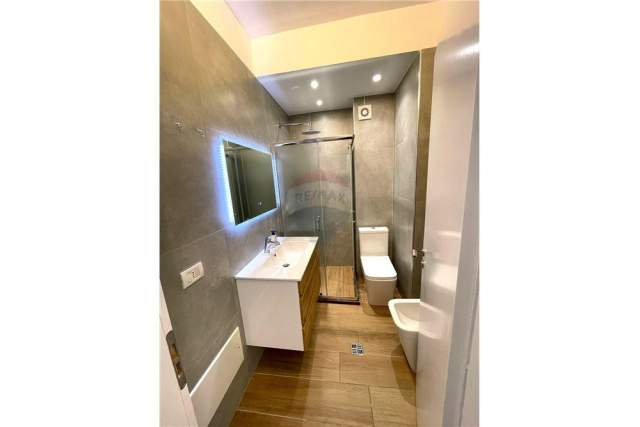 Tirane, shes apartament 2+1+BLK Kati 3, 98 m² 143.000 Euro (Eleonora)
