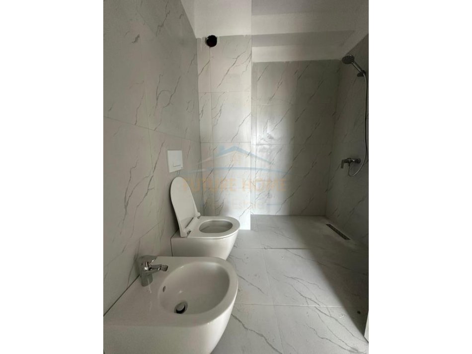 Tirane, shitet apartament 2+1+Ballkon Kati 7, 140 m² 470.000 € (Myslym Shyr)