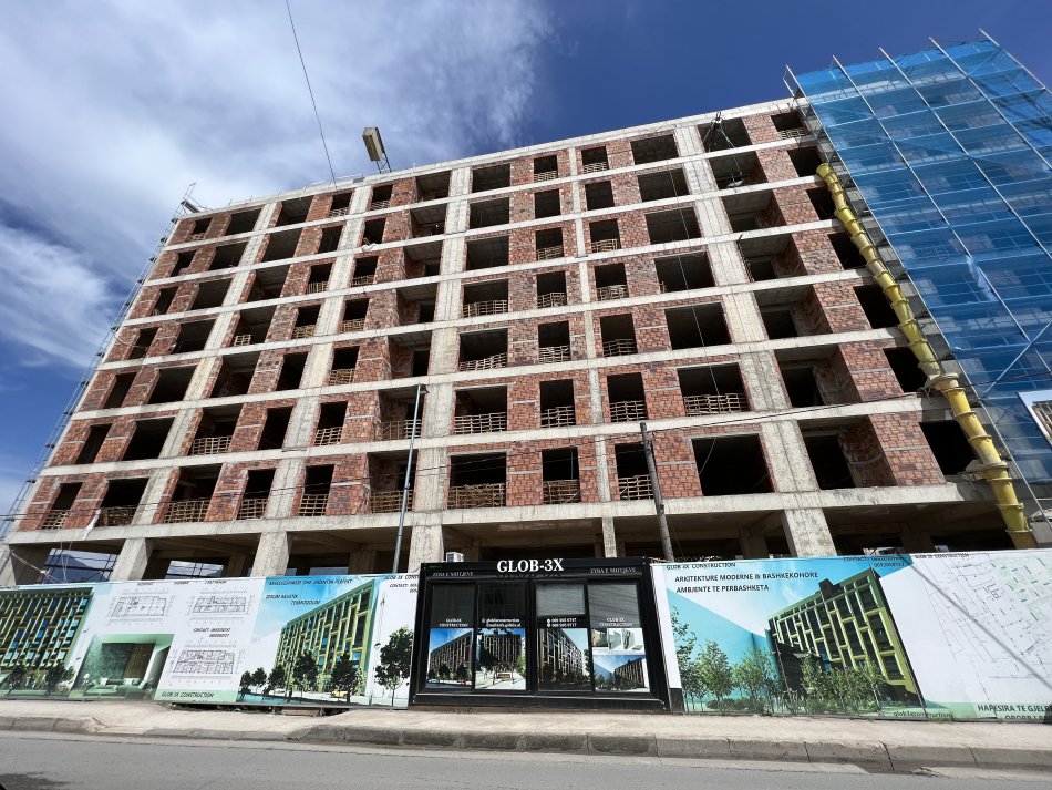 Tirane, shitet 2+1+Ballkon, , 104 m2 (Jordan misja bulevardi i ri)