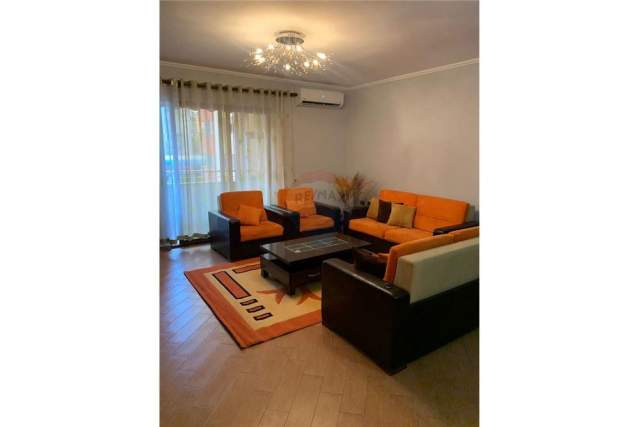 Tirane, jepet me qera apartament 2+1+BLK Kati 3, 110 m² 450 Euro (Astir)