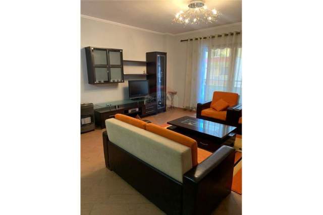 Tirane, jepet me qera apartament 2+1+BLK Kati 3, 110 m² 450 Euro (Astir)