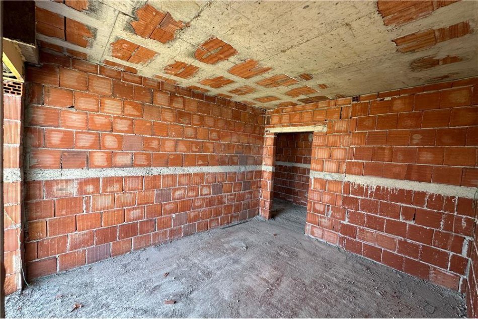 Tirane, shitet apartament 1+1+Ballkon Kati 2, 63 m² 69.000 € (Univers City)