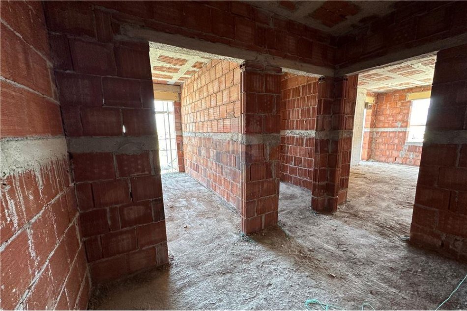 Tirane, shitet apartament 1+1+Ballkon Kati 2, 63 m² 69.000 € (Univers City)