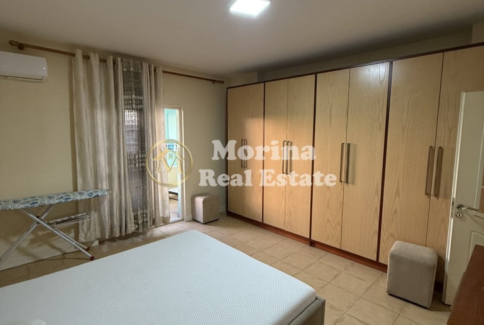 Tirane, jepet me qera apartament 2+1 Kati 4, 100 m² 600 € (Komuna Parisit)