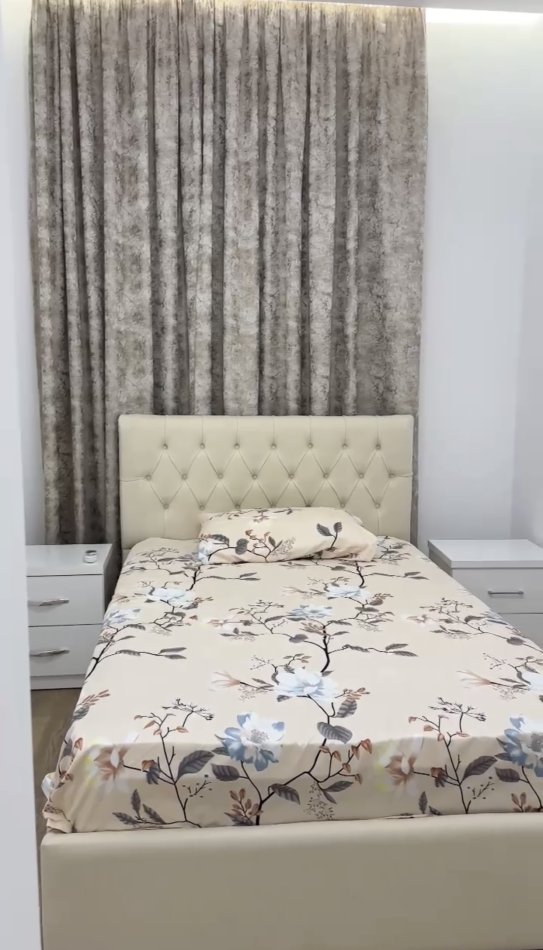Tirane, jepet me qera shtepi 2+1 Kati 1, 600 € (Teg)