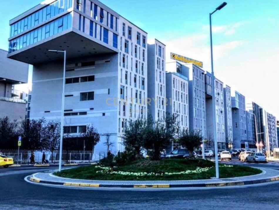 Tirane, shes apartament 2+1+Aneks+Ballkon Kati 4, 112 m² 269.000 € (KIKA 2 , KOMUNA PARISIT)