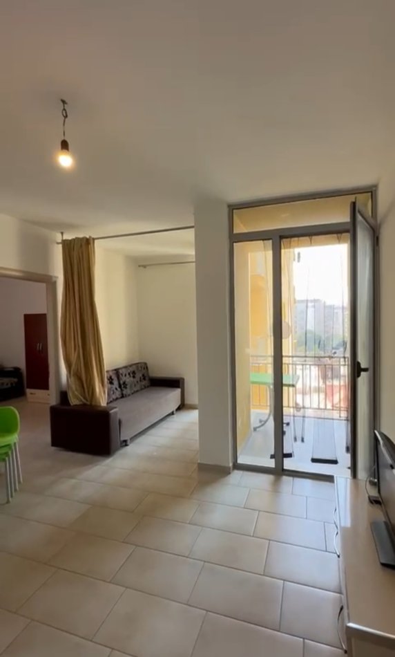Lezhe Shengjin, shitet apartament 1+1 Kati 5, 72 m² 55.000 € (Shengjin)