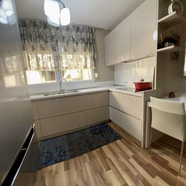 Tirane, shes apartament 1+1+A+BLK Kati 5, 70 m² 165.000 Euro (Myslym Shyri te Karburanti)