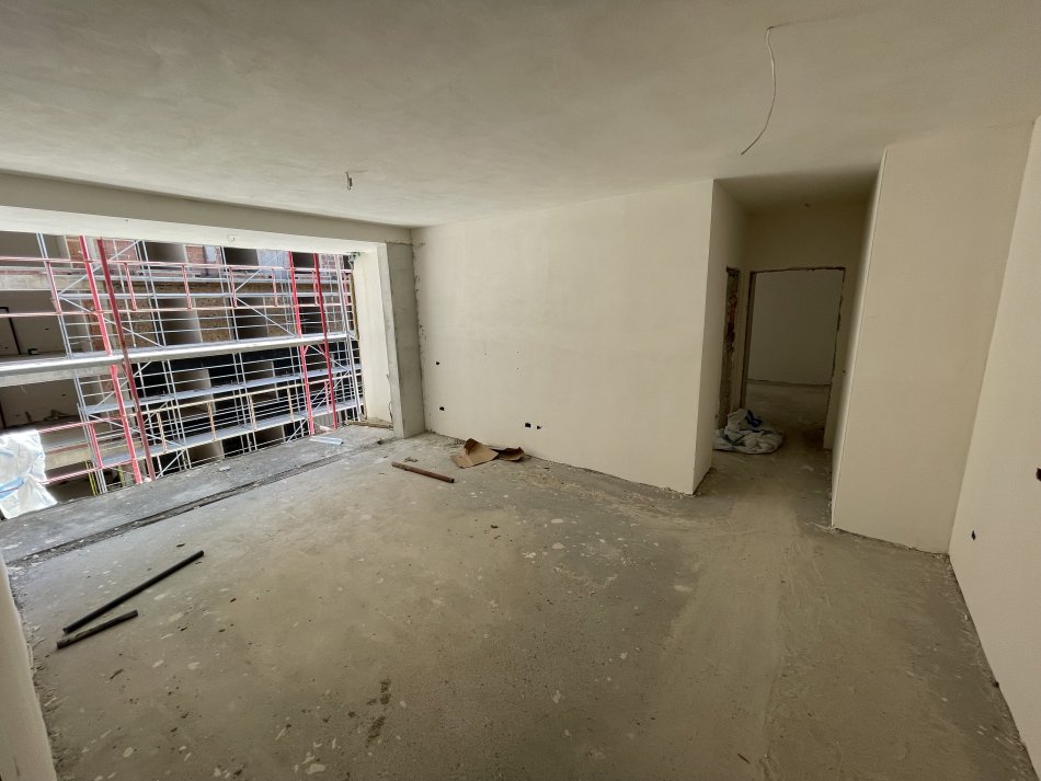 Tirane, shes apartament 1+1 Kati 4, 76 m² 106.000 € (PORCELAN)