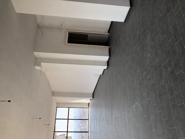 Tirane, shitet ambjent biznesi Kati 0, 190 m² 1.100 Euro/m2 (Rruga kryesore e dajtit)
