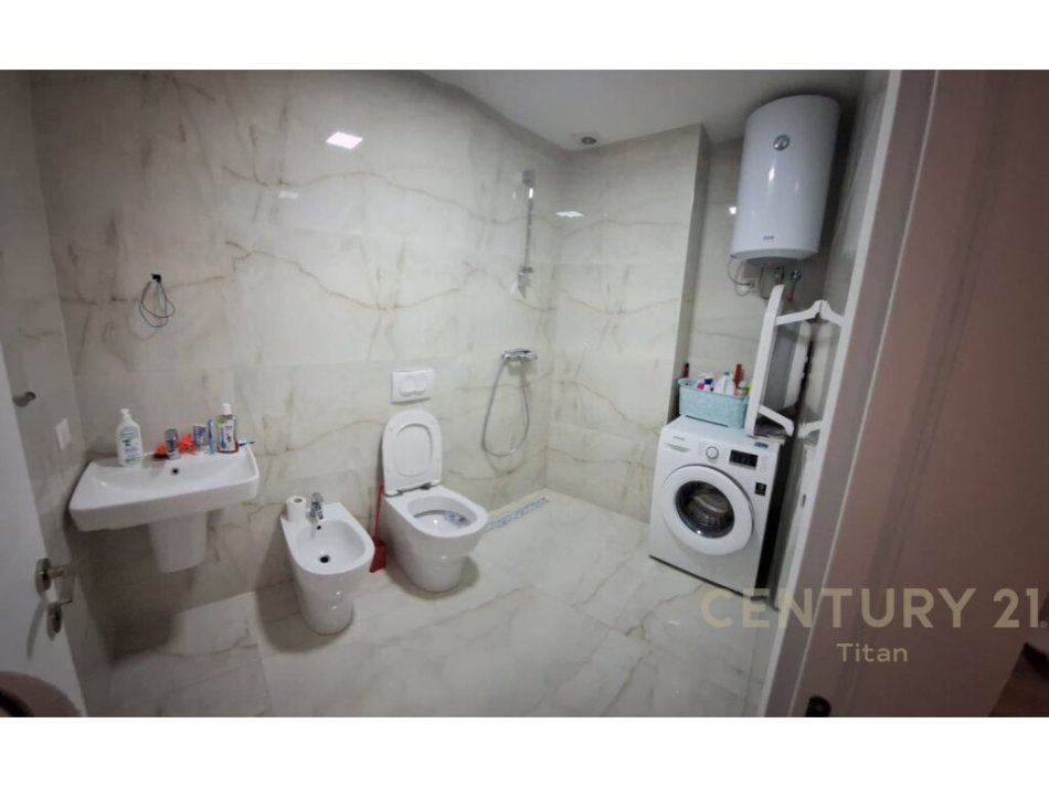 Tirane, shitet apartament 2+1 Kati 6, 91 m² 230.000 € (Kompleksi Fiori Di Bosko)