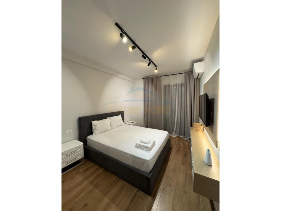 Tirane, shitet apartament 2+1+Ballkon Kati 6, 97 m² 260.000 € 
