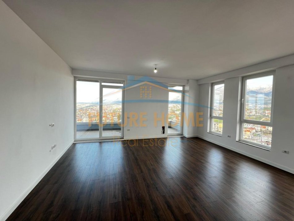 Tirane, shitet apartament 2+1+Ballkon Kati 5, 116 m² 250.000 €