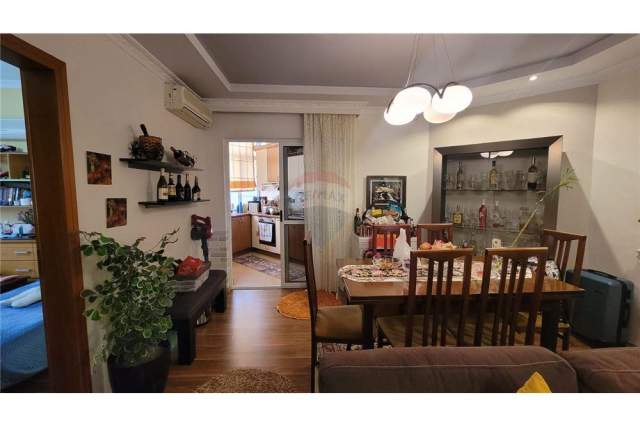 Tirane, shitet apartament 2+1 Kati 8, 84 m² 145.000 Euro (Konuna e Parisit)