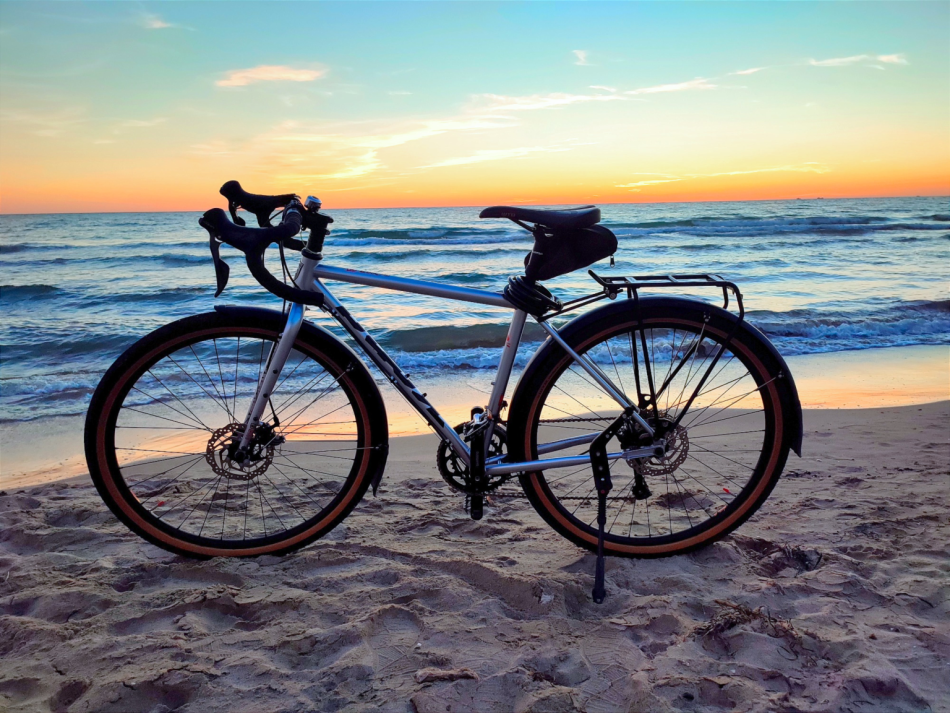 Durres, okazion biciklete Kona gri metalizato 520 €  Gravelbike per madhesi deri 175 cm