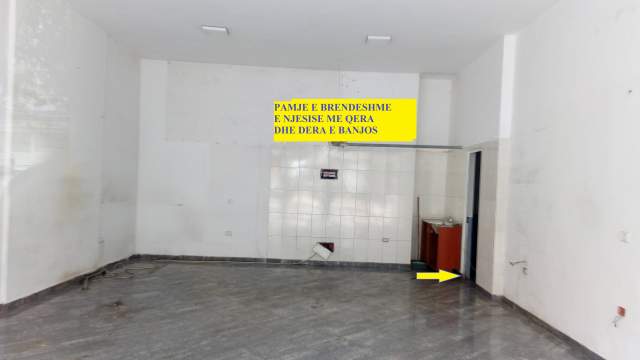Tirane: Jepet me Qera Ambient Biznesi/Dyqan,i përshtatshëm për veshje, kepucë, shërbime telefonie, exchange, fast-food/grill etj, kati nivel trotuari,pallat i ri, në rr. I.Dollaku afër degëzimit/rrugës së ish-burgut të grave Tiarne