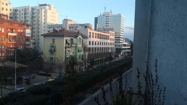 Tirane, shes apartament Kati 4, 92 m² 190.000 Euro (Bulevardi Zogu i 1)