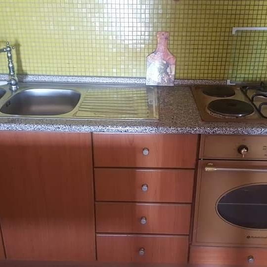 Vlore, jap me qera shtepi 2+1+BLK Kati 2, 25 Euro (Demokracia)