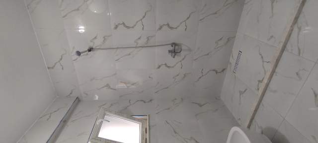 Tirane, jap me qera apartament 2+1+A+BLK Kati 5, 82 m² 400 Euro (Spitali Amerikan 2, rr.Selaudin Zorba)