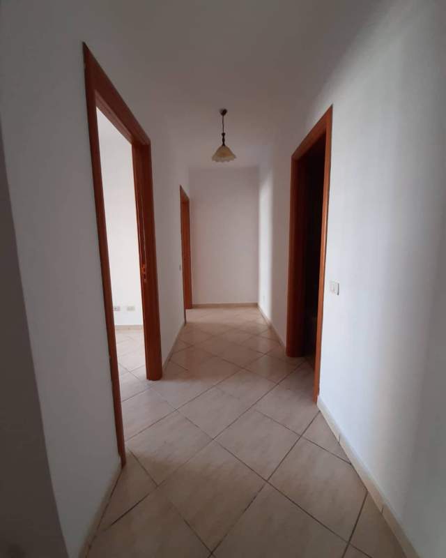 Tirane, shes apartament 2+1 116 m² 115.000 Euro