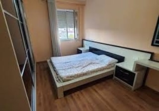 Tirane, Apartament 2+1 me qera Rruga e kavajes 400 Euro