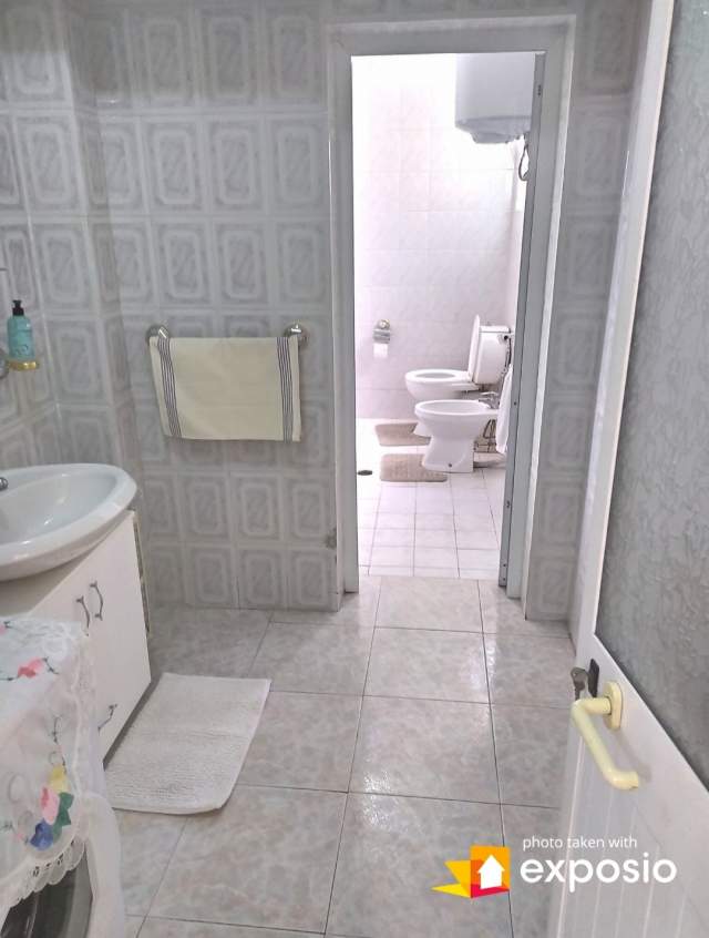 Tirane, shitet apartament 2+1+A+BLK Kati 4, 96 m² 96.000 Euro (Rruga Kongresi Manastirit)