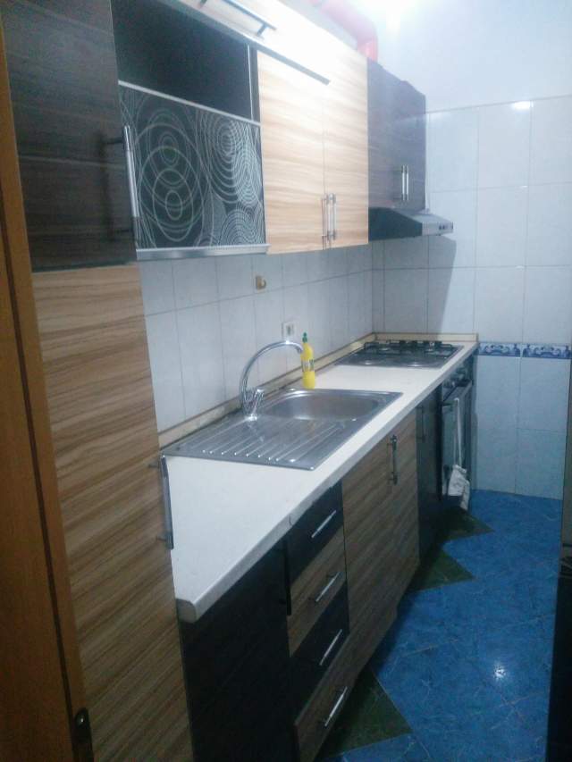 Tirane, jepet me qera apartament 2+1+A+BLK Kati 3, 112 m² 390 Euro (Rrobert Zhvarc)