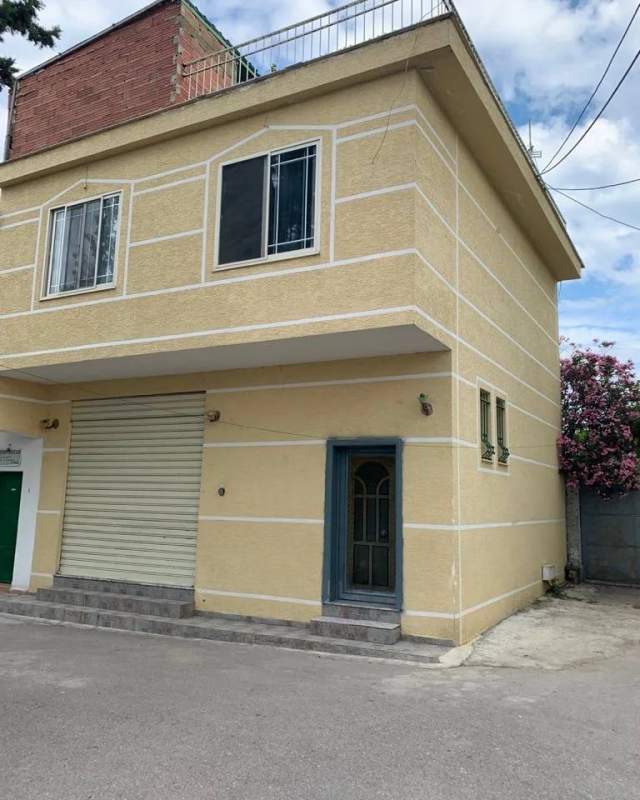 Tirane, shitet Vile 2 Katshe Kati 2, 124 m² 80.000 Euro (Zydi Herri)