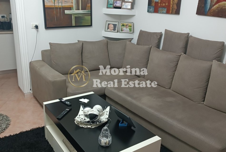Tirane, shitet apartament 5+1 Kati 1, 215 m² 322.000 € (Ferit Xhajko)