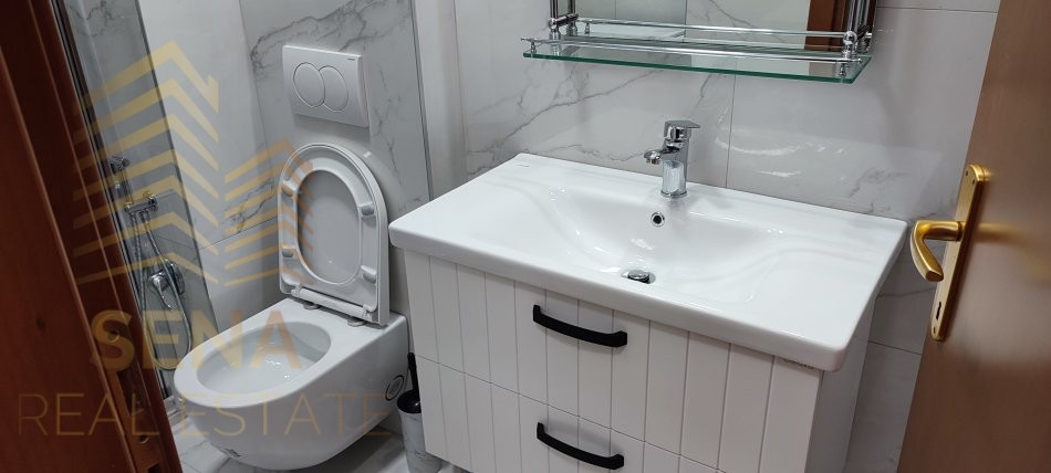 Tirane, jepet me qera apartament 1+1+Ballkon , 68 m² 470 € (Rruga e Elbasanit)
