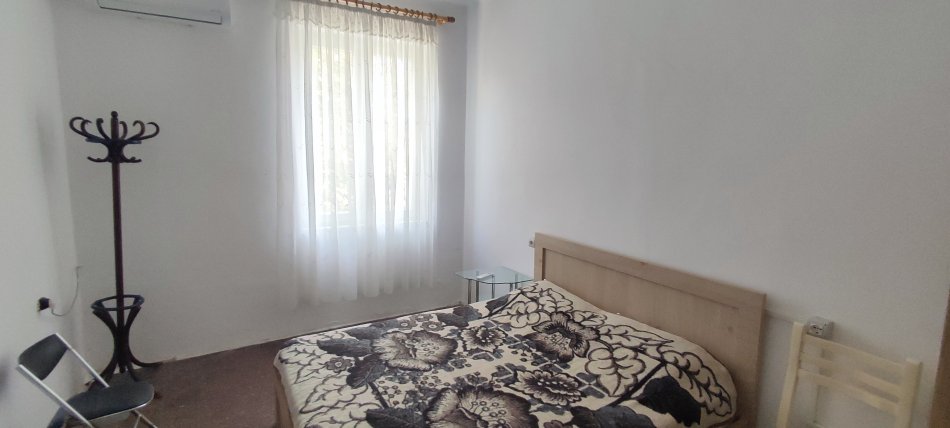 Stadiumi Dinamo, jepet me qera apartament 1+1+Aneks Kati 2, 63 m² 400 € (Rruga Njazi Demi)