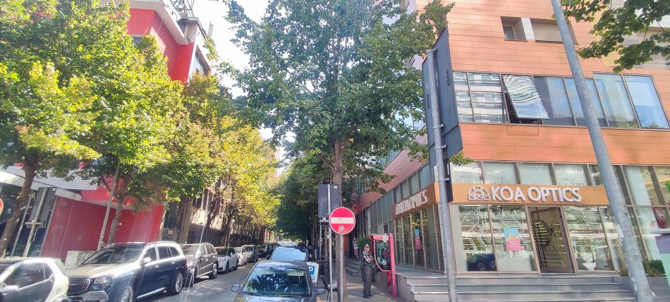 Tirane, RTSH  jepet me qera zyre ,sip 40 m² , cmim 440 € (Gjon Pali II)