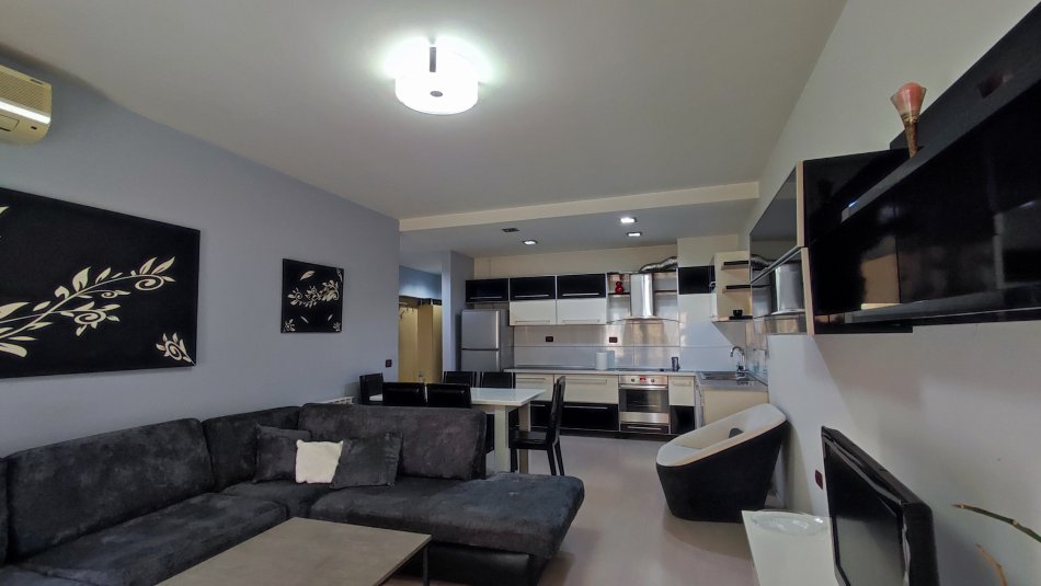 Tirane, shitet apartament 2+1+Ballkon Kati 4, 110 m² 230.000 € (Rruga Medar Shtylla)