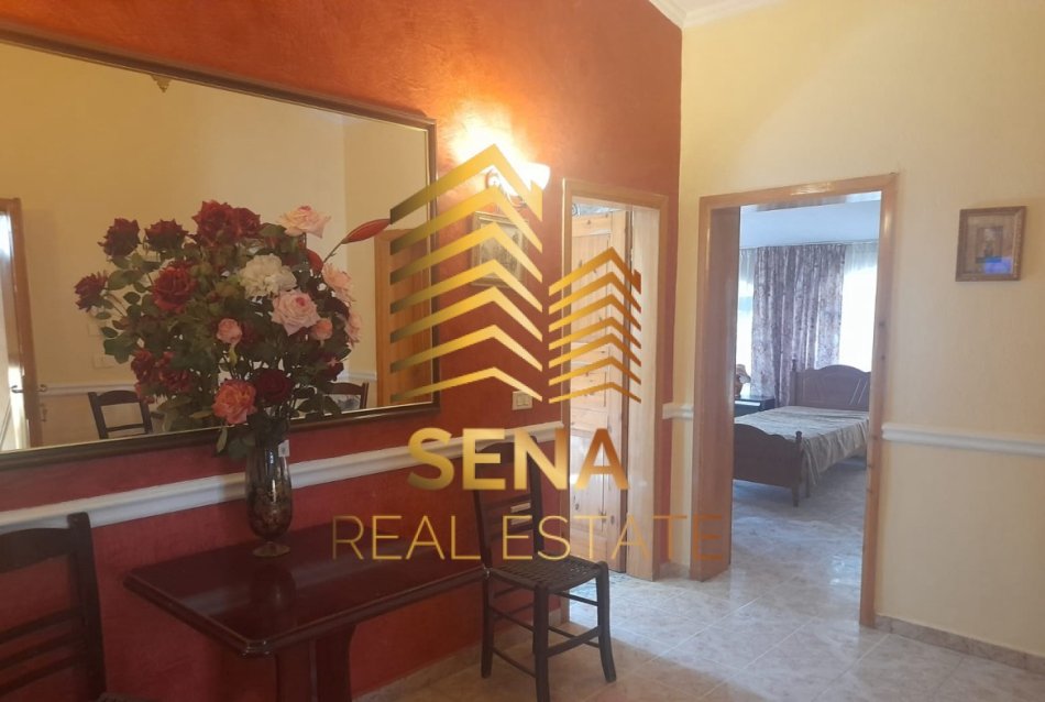 Tirane, jepet me qera apartament 2+1+Ballkon Kati 3, 165 m² 550 € (Kristal Center)