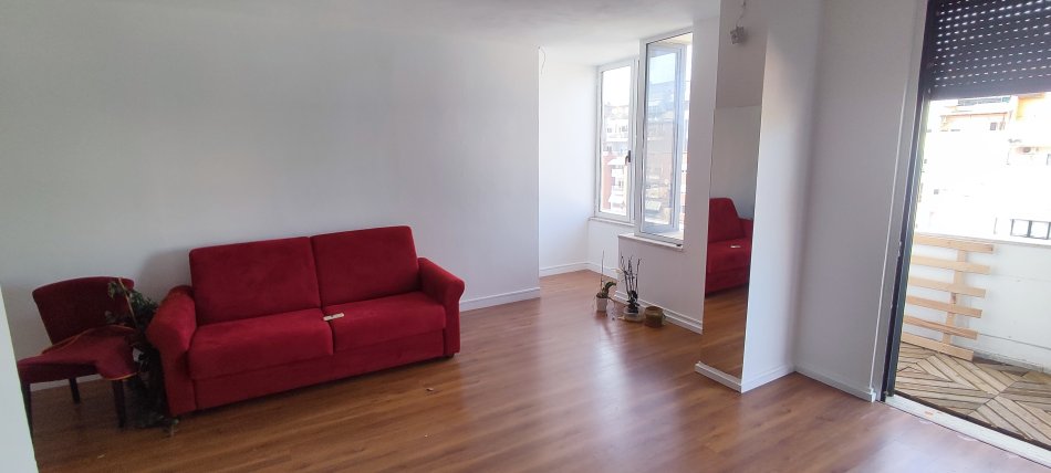Shqiperi, Juridiku, me qera zyre Kati 7, 120 m² 999 € (Vaso Pasha)