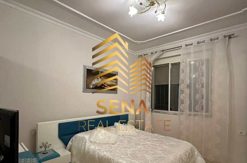 Tirane, jepet me qera apartament 1+1 Kati 1, 66 m² 380 € (Rruga Myslym Keta)