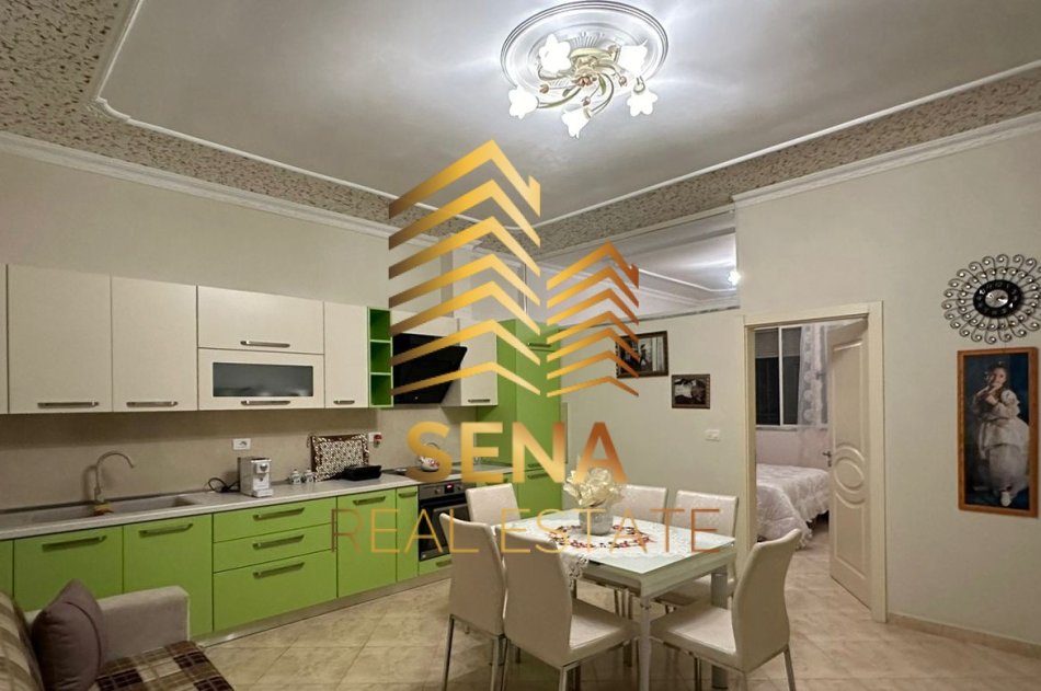Tirane, jepet me qera apartament 1+1 Kati 1, 66 m² 380 € (Rruga Myslym Keta)