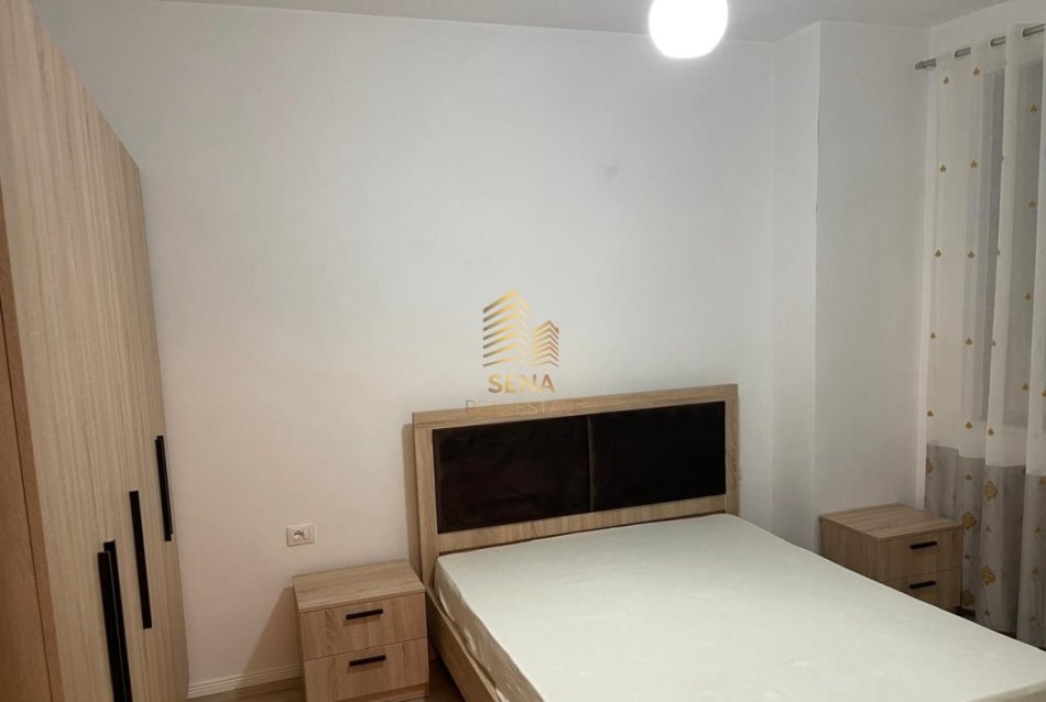 Tirane, jepet me qera shtepi 2+1 Kati 2, 75 m² 350 € (Rruga Ali Beshiri)