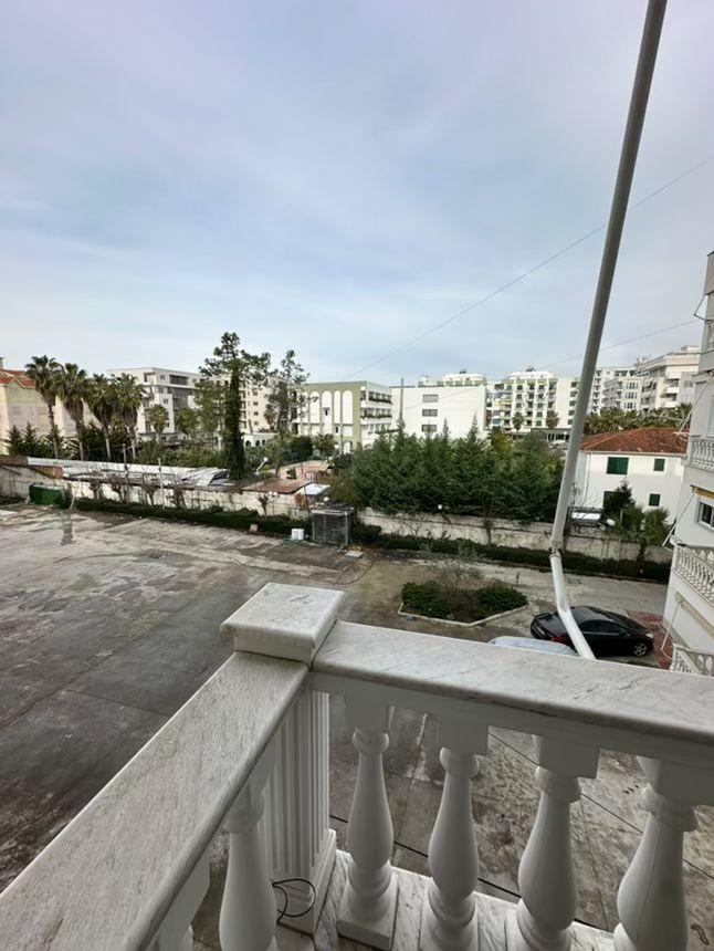Golem, shes apartament 1+1+Ballkon Kati 3, 65 m² (Hotel Flowers plazh Golem)