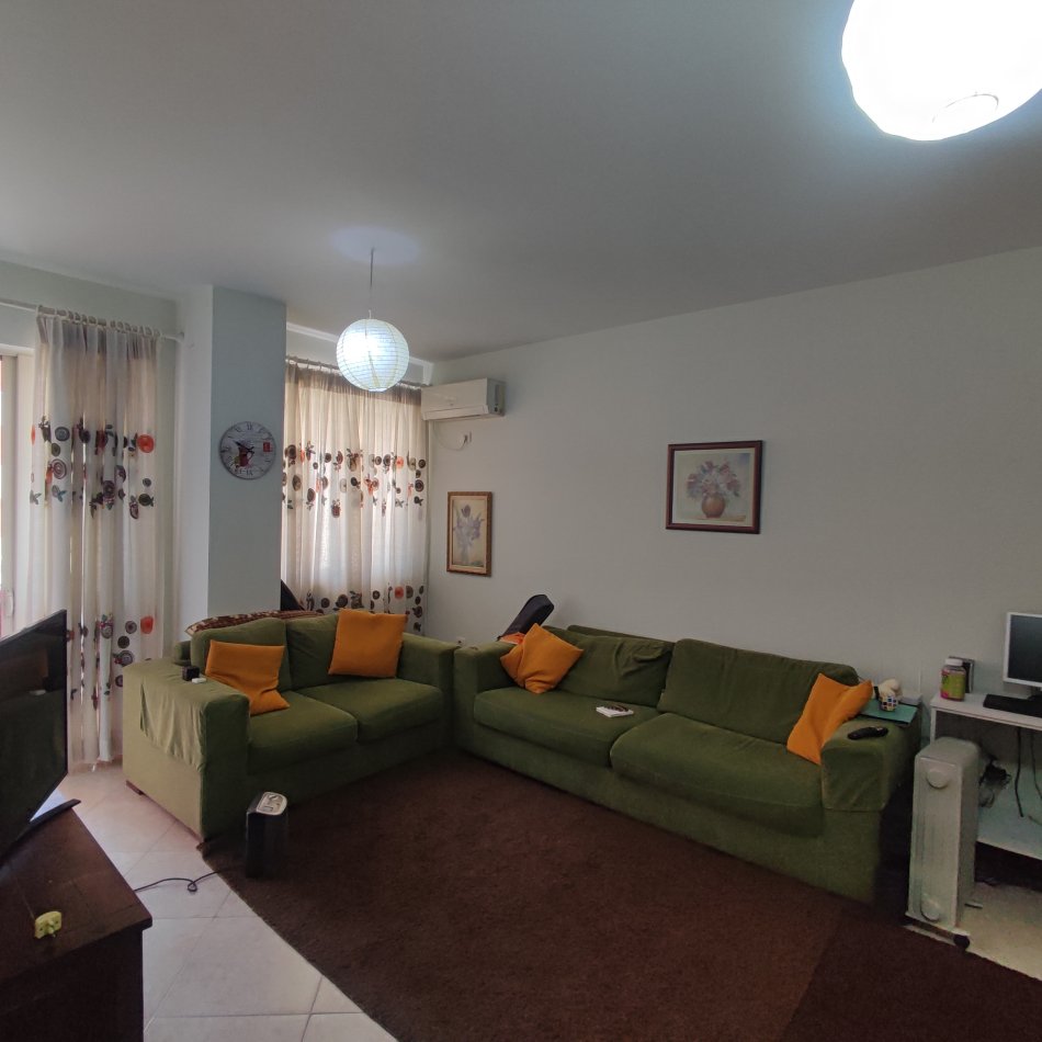 Tirane, shes apartament 2+1 Kati 6, 81 m² 118.000 € (Yzberisht)
