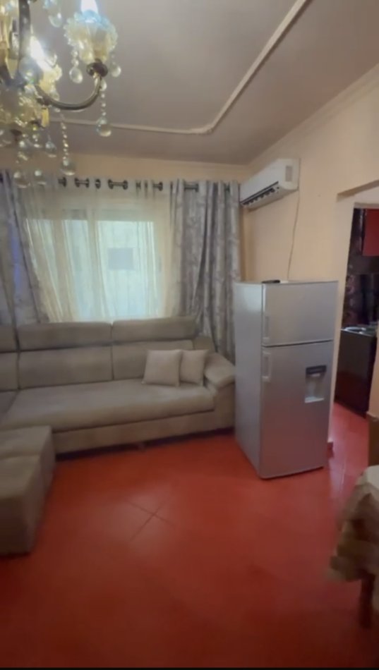Tirane, jepet me qera garsonier Kati 5, 40 m² 300 € (Tv Klan , Porcelan)