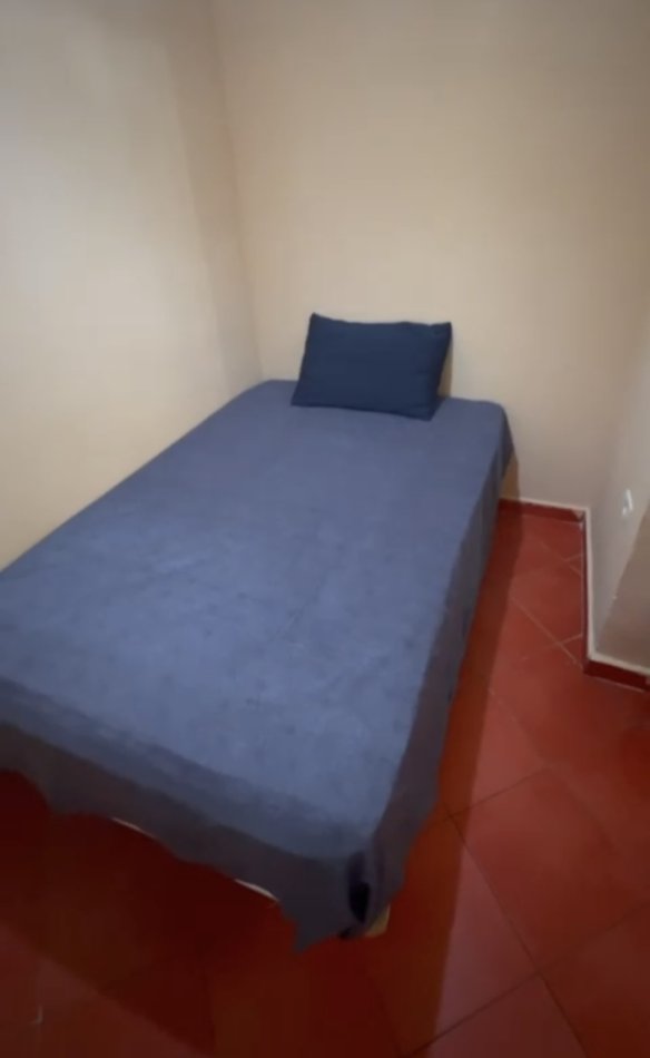 Tirane, jepet me qera garsonier Kati 5, 40 m² 300 € (Tv Klan , Porcelan)